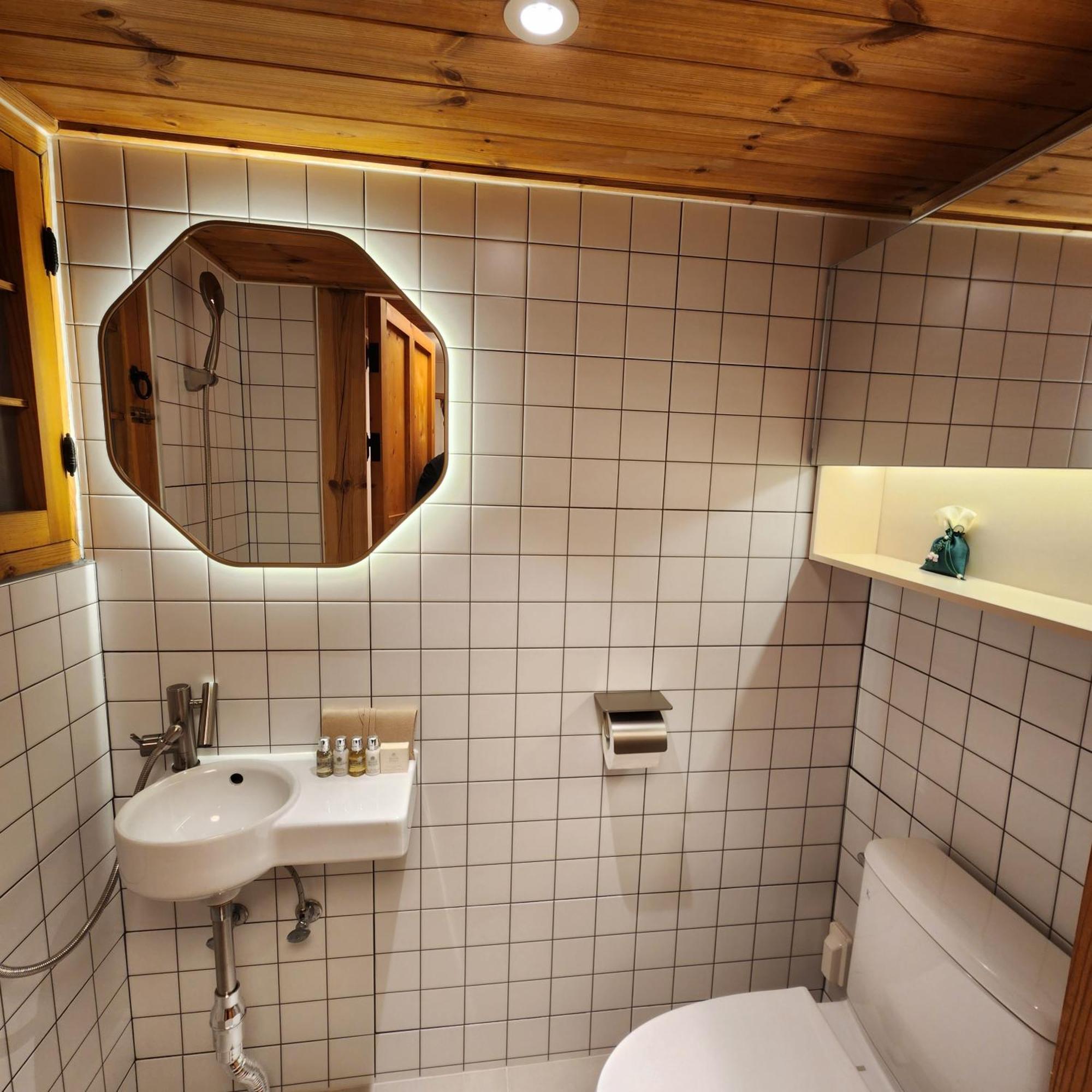 Bukchondami Where Your Rest Apartment Seoul